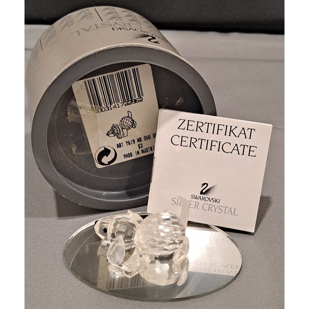 Swarovski crystal figurine dog beagle playing frosted tail retired with box